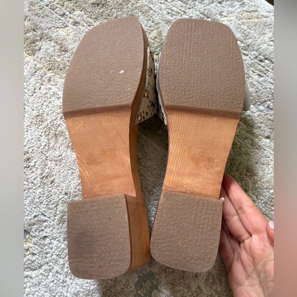 Band of The Free Clog Sandals - Picture 7 of 12